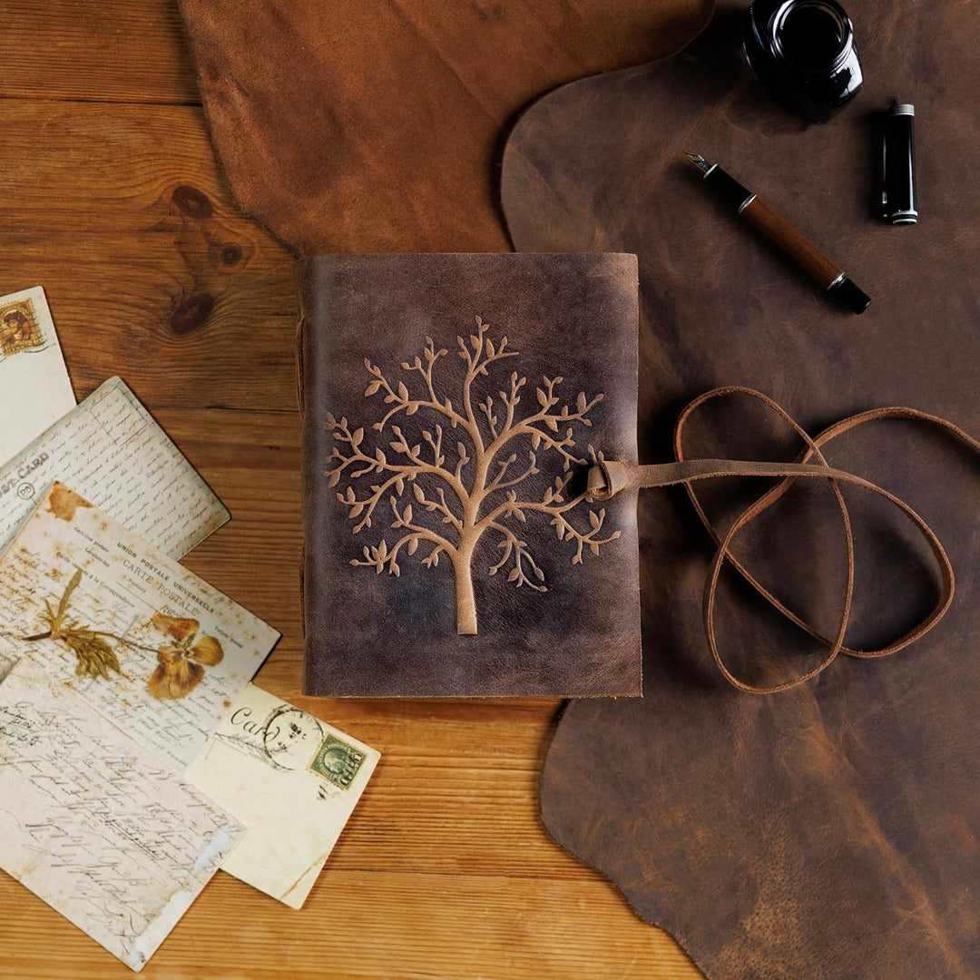 Leder Notizbuch Tree of Life | 240 Seiten aus blanko säurefreiem Baumwollpapier | 18x13cm Handgemach