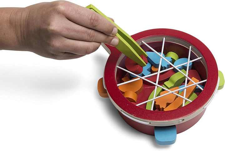 BS Toys Veggie, Rot - Holzspielzeug für Kinder - Motorikförderung - Gemüse sammeln und spielerisch l