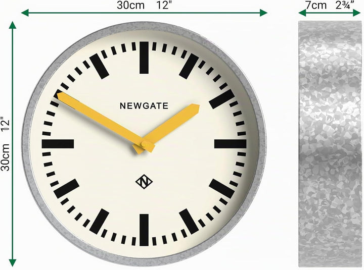 NEWGATE® Luggage Wanduhr | Retro-inspirierte Moderne Bahnhofsuhr | 30 cm | Tiefes, verzinktes Metall