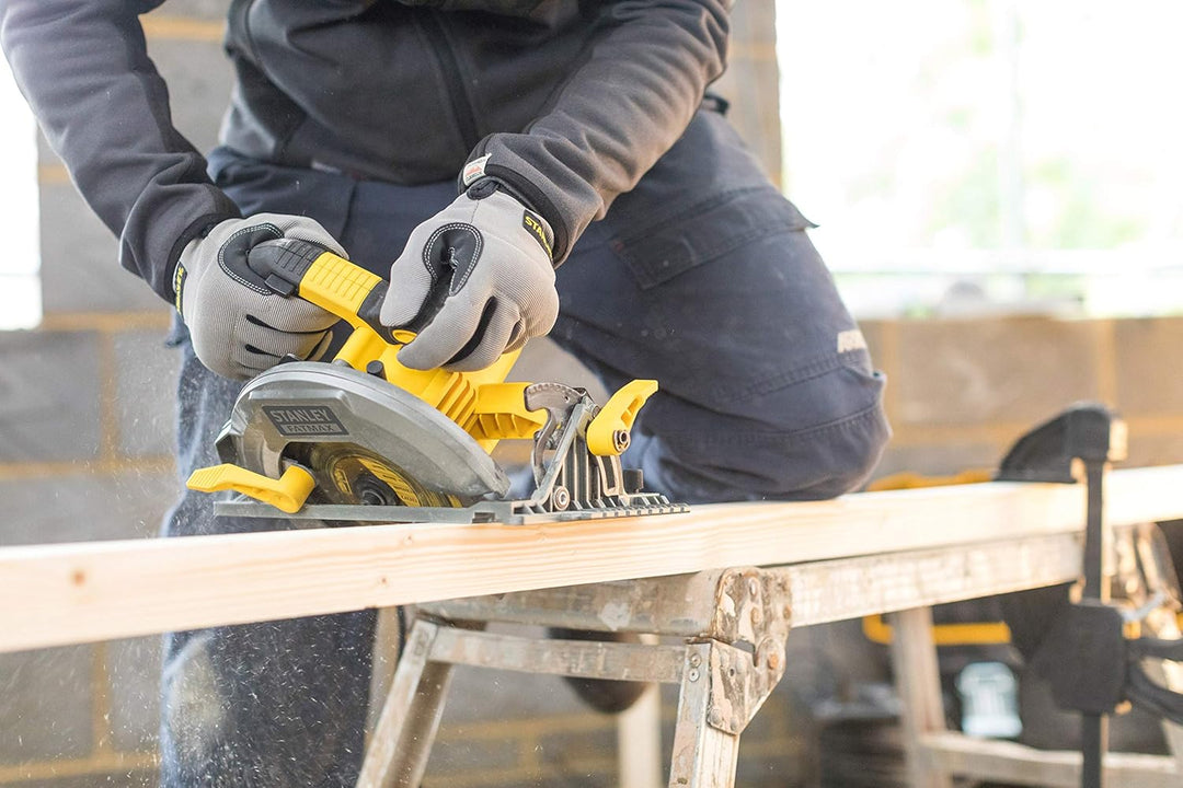 Stanley FatMax Handkreissäge FME301K (1650 Watt, 66 mm / 50 mm (90°/45°), mit Parallelanschlag, Durc