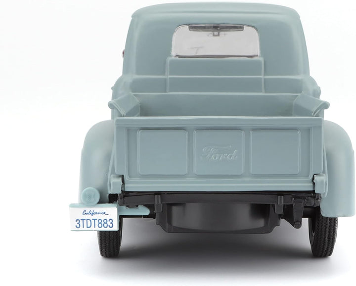 Maisto Ford F1 Pickup (1948): Modellauto im Massstab 1:25, Türen und Heckklappe zum Öffnen, 20 cm, r