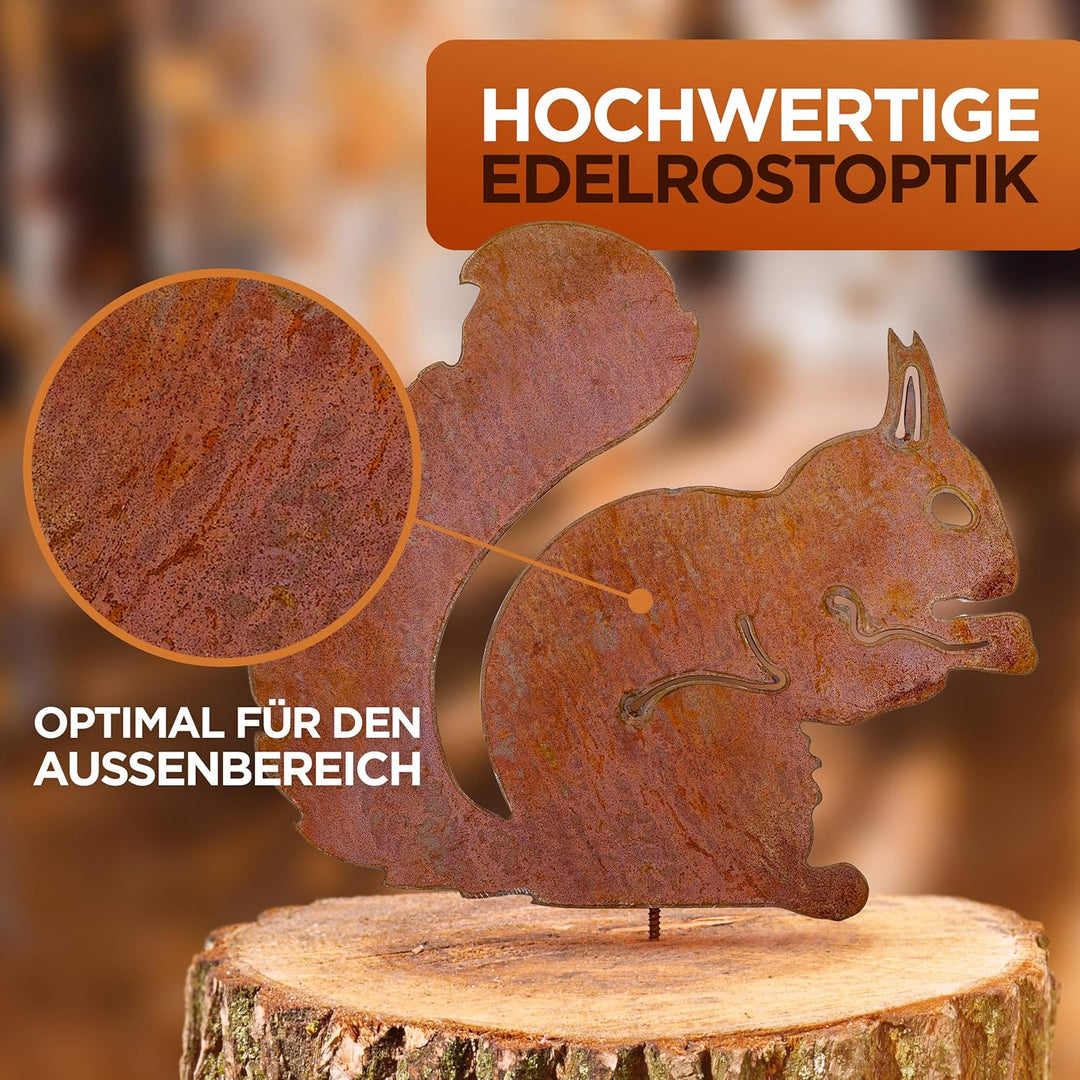 GK Rostiges Eichhörnchen, sitzender Baumstecker, Patina-Dekoration, Höhe 25 cm x Breite 21 cm, Metal