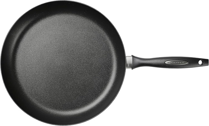 SCANPAN IQ Bratpfanne 32 cm | Multifunktionale Pfanne für alle Herdarten | Langlebige Stratanium Ant