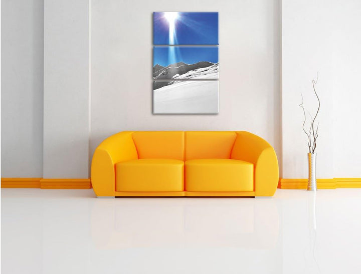 Pixxprint Weite weisse Berglandschaft im Winter schwarz/weiss 3-Teiler Leinwandbild 120x80 Bild auf