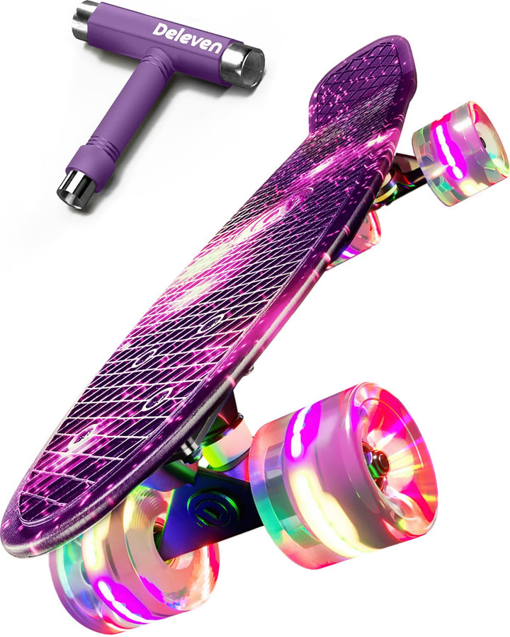 Deleven Skateboard mit LED Rollen, Skate Tool und ABEC 7 Lager - Kinder Erwachsene Anfänger - 56 cm