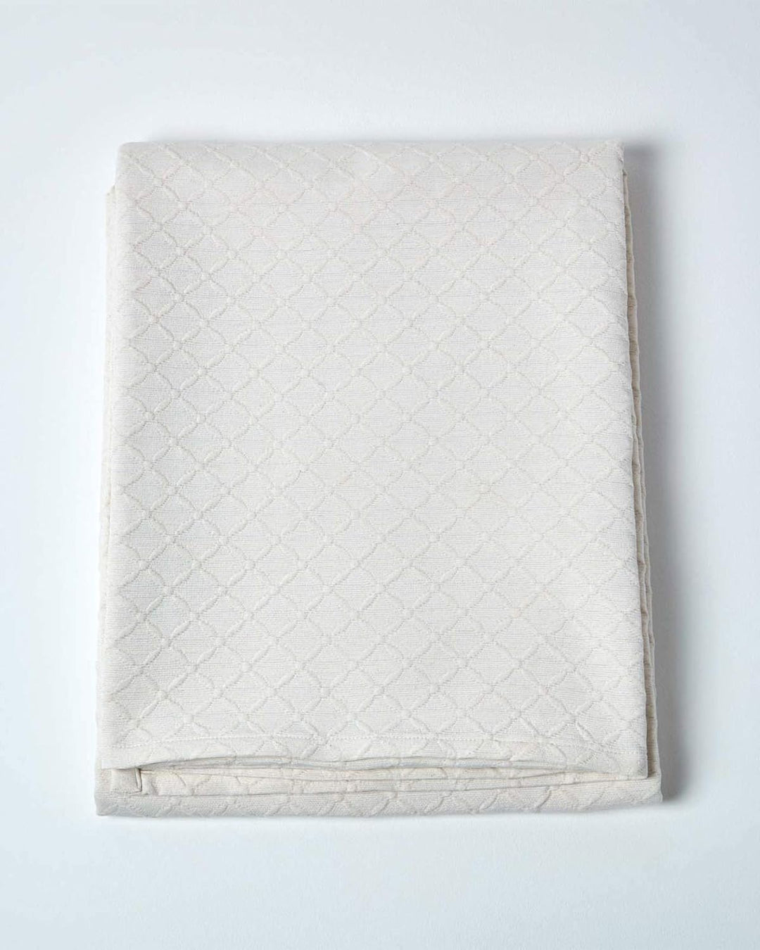 Homescapes cremeweiss Tagesdecke mit Diamant-Muster, klassischer Bettüberwurf 260 x 260 cm im Matela