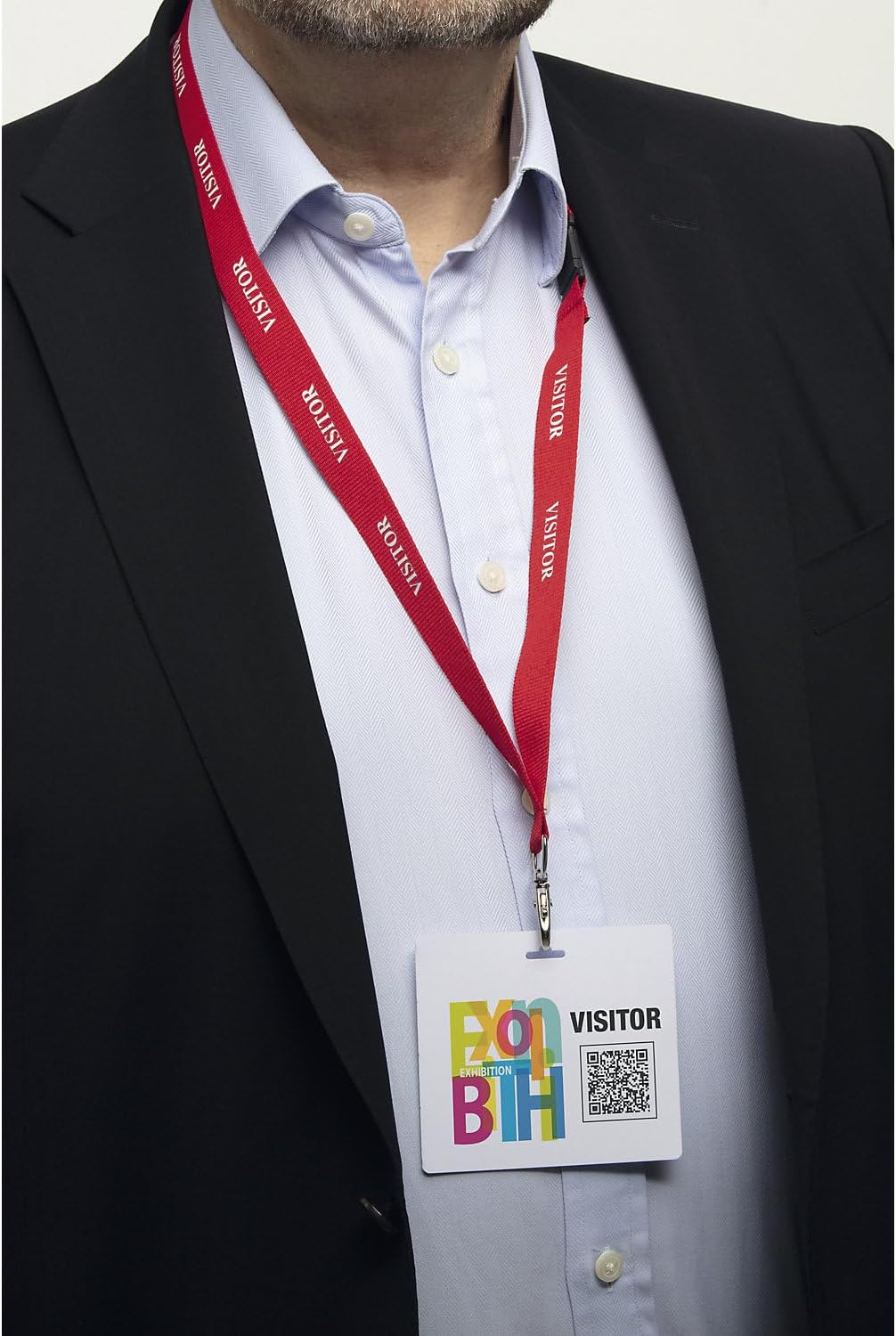 Durable Besucher-Namensschild Visitor Badge, A4 Bogen mit ablösbaren Namensschild, Packung à 100 Stü