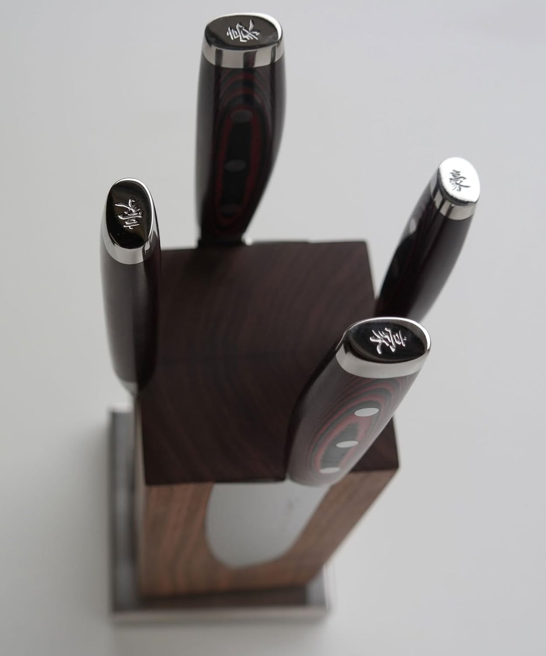 Blockwerk Magnet Messerblock"Monolith" Nussbaum + 4 Super Gou 161 Damastmesser + Messerschärfer MINO