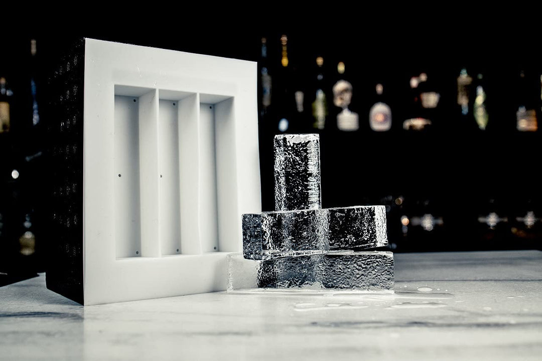 Clear Ice Box Spears | Eisbox mit Eisstangenform für 3 grosse, klare Eisstangen | je 13,5 x 3,5 x 3,