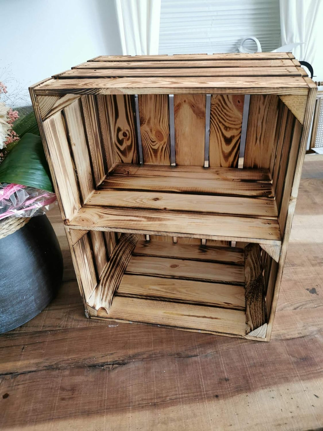 Teramico Massive Holzkisten als Schuhregal/Bücherregal LEICHT GEFLAMMT mit Zwischenbrett (verschraub