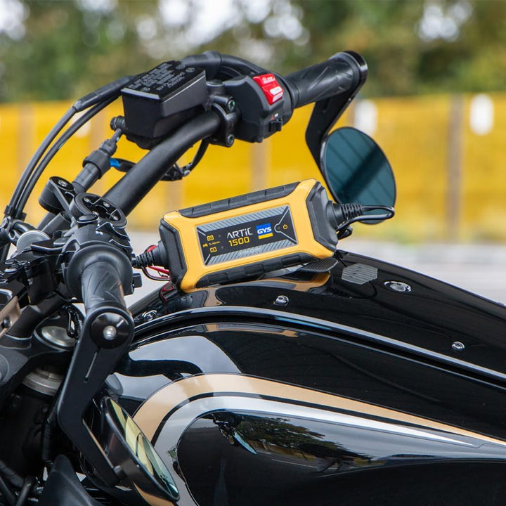 GYS Ladegerät Batterieladegeräte 12 V Artic 1500