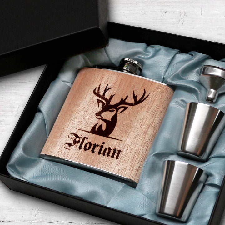 Pixelstudio Holz Flachmann mit Hirsch Gravur personalisiert mit Name! Mit Geschenkset als Männer Ges