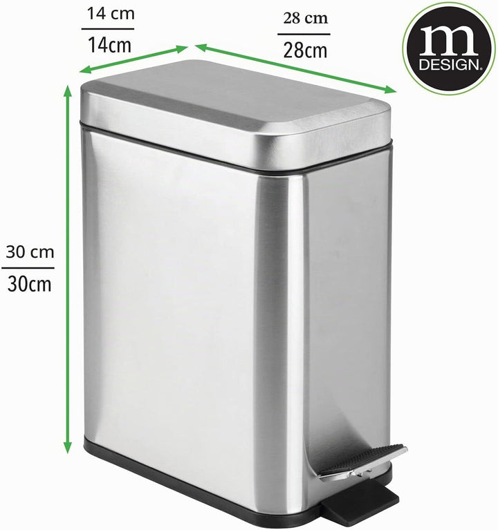 mDesign Kleiner moderner rechteckiger Mülleimer mit Deckel aus Metall, kompakter Mülleimer mit abneh