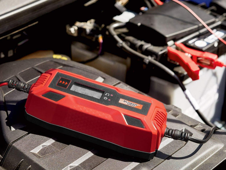 KFZ Batterieladegeät ULGD 5.0 A1 für alle Pkw- und Motorradbatterien mit 6 V oder 12 V