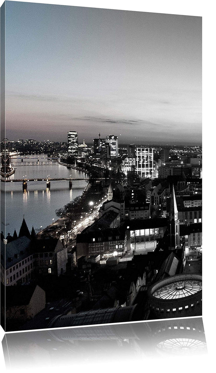 Pixxprint Frankfurter Skyline bei Sonnenuntergang schwarz/weiss, Format: 70x100 auf hochkantiges Lei