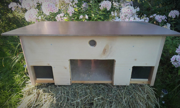 Igelfutterhaus mit Beobachtungsfenster 80cm x 40cm x 32cm Igelhotel 18mm Vollholz Witterungsbeständi
