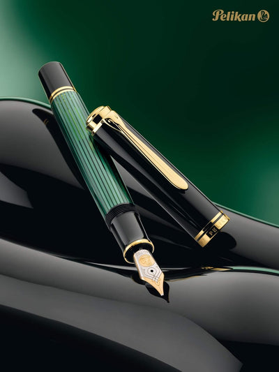 Pelikan Füllhalter Souverän 800, Schwarz-Grün, Feder EF (extra-fein), hochwertiger Kolbenfüller im G