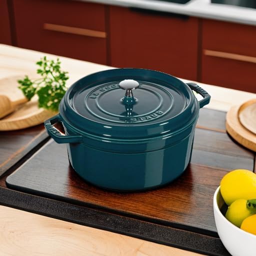 STAUB Cocotte, Gusseisen Bräter, Alle Herdarten inkl Induktion, Rund, 26 cm, 5,0 L, Petrol-Blau 26 c