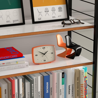 NEWGATE ® Brooklyn Wecker | Rechteckiges Design | Kürbisorange | Geräuschloses Uhrwerk ohne Ticken |