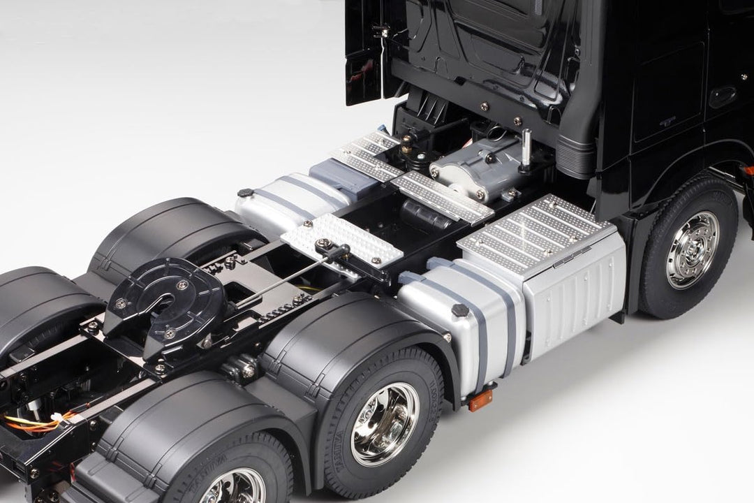 TAMIYA 300056348 56348 Mercedes-Benz Fahrzeug 1:14 RC MB Actros 3363 Giga Sp. 6x4, schwarz