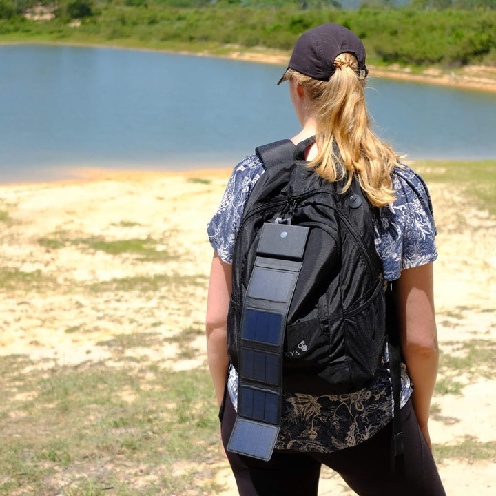 Solar Power Bank mit SunPower Technologie, Handy Ladegerät im Taschenformat, ideal beim Camping oder