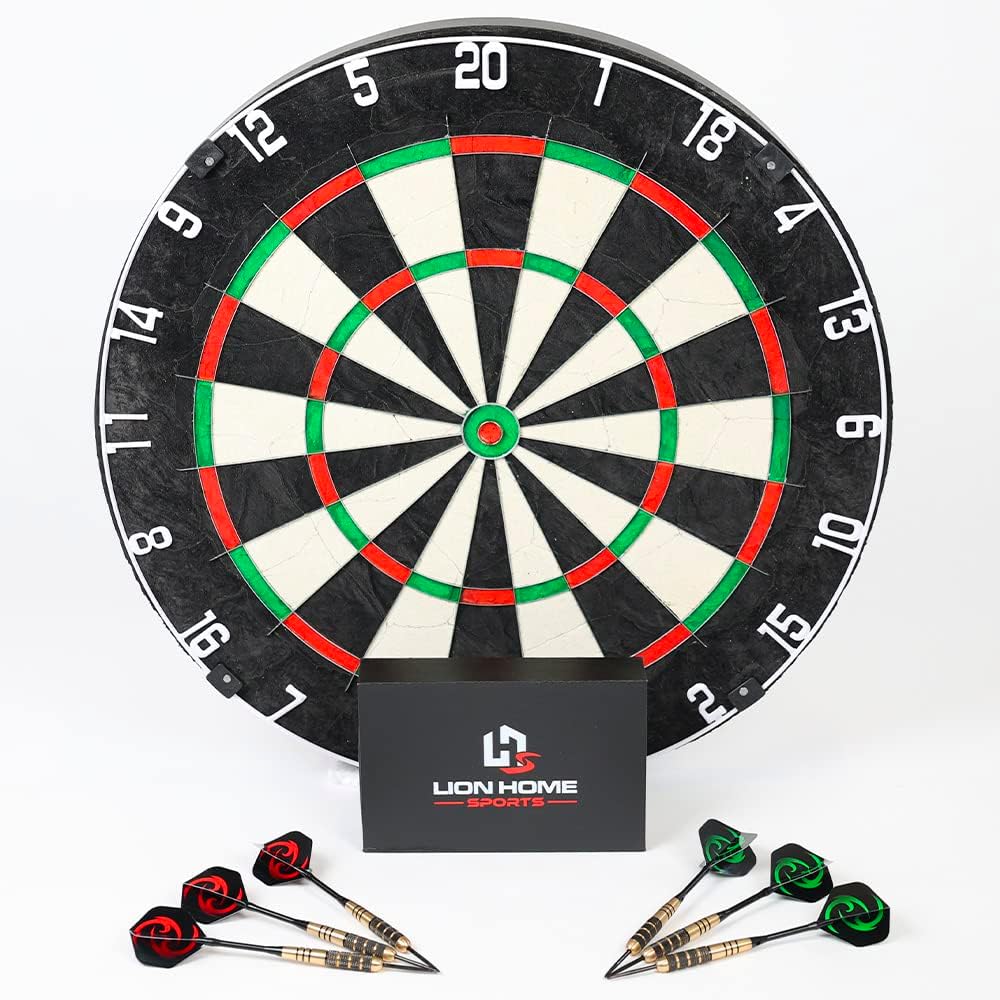 LION HOME SPORTS Hochwertige Sisal Steeldartscheibe | Mit Aufhänger & 6 Dartpfeilen, sowie Aufbewahr