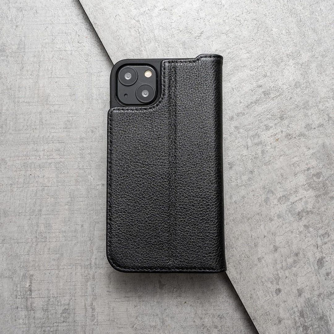Porter Riley - Lederhülle für iPhone 13 Mini (5.4"). Premium Echtleder Standhülle/Ledertasche/Brieft