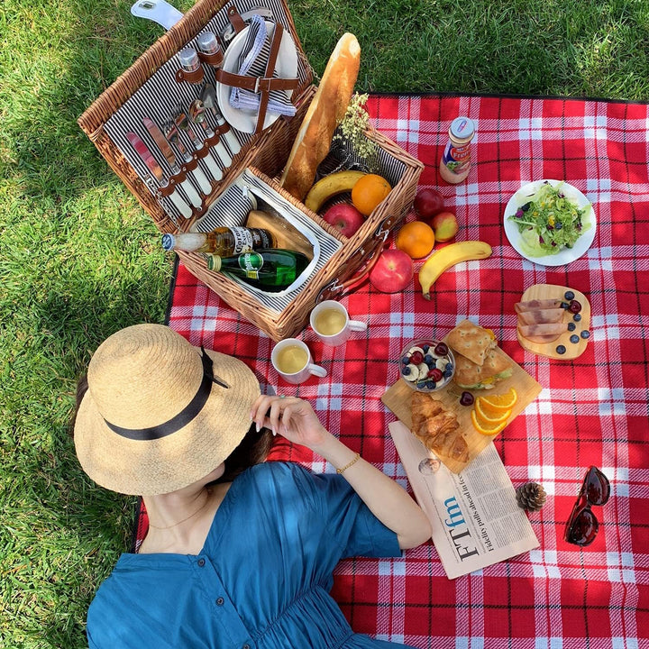 2 Personen Wicker Picknickkorb Set mit isoliertem Kühler, Picknickkorb mit Bechern, Besteck, Weinglä