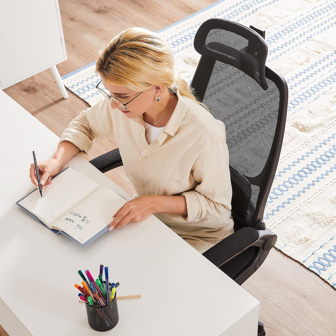 SONGMICS Bürostuhl, ergonomischer Stuhl, Drehstuhl, verstellbare Armlehnen und Kopfstütze, aus atmun