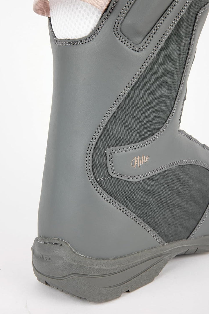 Nitro Snowboards Damen Flora TLS '23 All Mountain Freestyle Schnellschnürsystem günstig Boot Snowboa