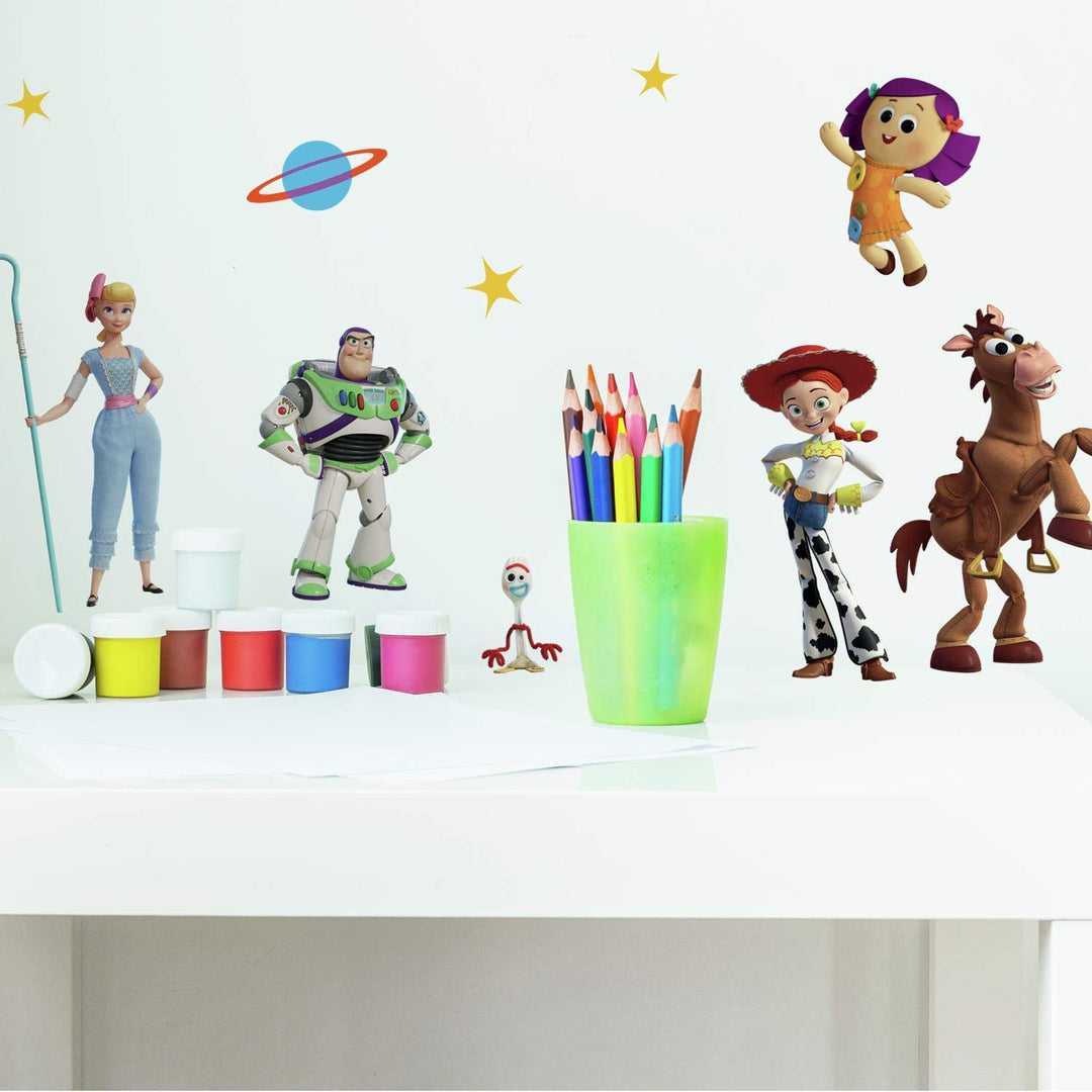 RoomMates Toy Story 4 Peel and Stick Wall Decals, mehrfarbig, 17 elemente, 1 blatt á 45,72 cm x 101,