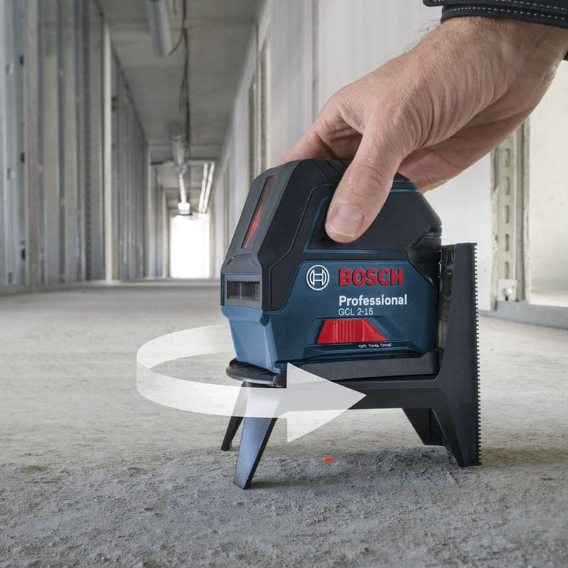 Bosch Professional Kreuzlinienlaser GCL 2-15 (roter Laser, Innenbereich, mit Lotpunkten, Arbeitsbere
