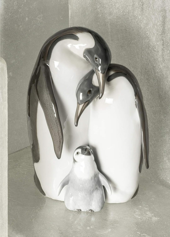 LLADRÓ Figur Pinguinfamilie. Pinguin. Porzellan.
