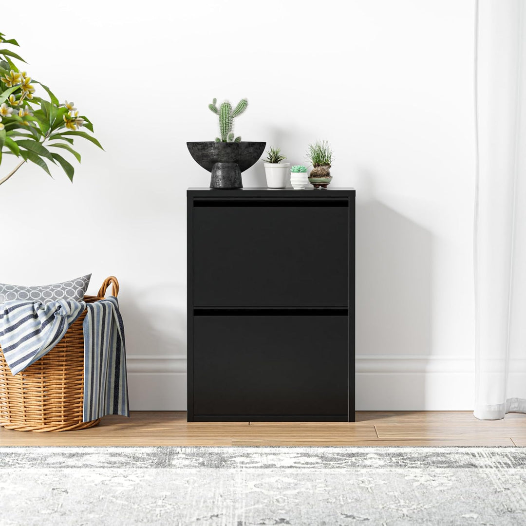 [en.casa] Schuhschrank Sokndal Schuhkipper Schwarz schmal Schuhkommode mit 2 Kippfächern Diele Flur