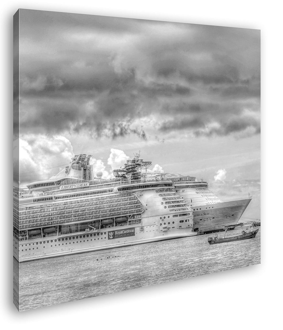 deyoli malerisches Kreuzfahrtschiff Format: 60x60 Effekt: Schwarz&Weiss als Leinwandbild, Motiv auf