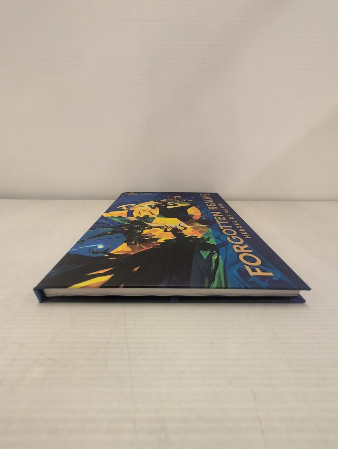 Dungeons & Dragons: Forgotten Realms: Heroes of Faerun Book (Limited Edition Alternate Cover)