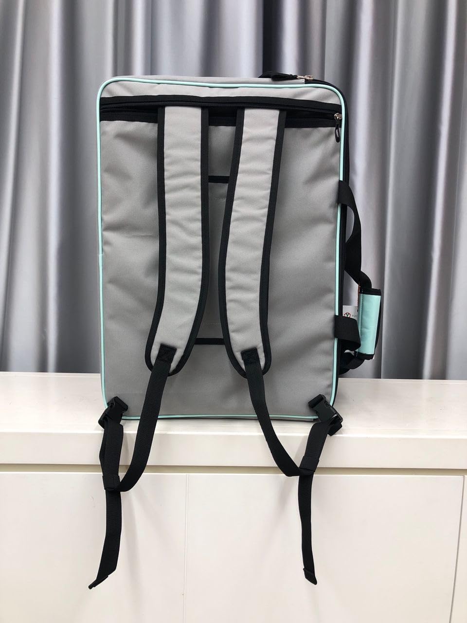 Premium Hundeflugtasche 55x40x23 cm - PET EUWI - Wasserdicht und belastbar bis 12 kg - Komfortable R
