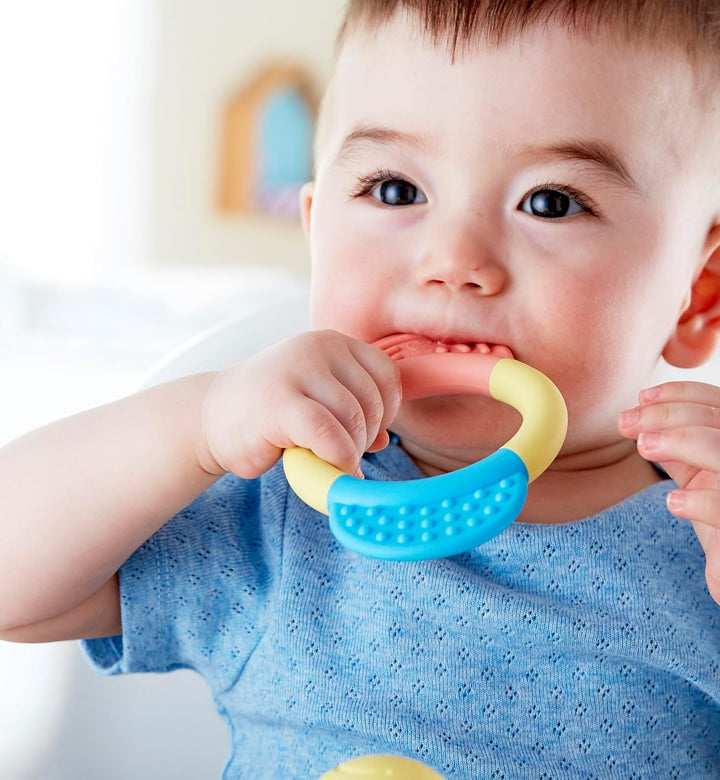 Hape Rassel- und Beissring-Set aus Reiskunststoff, Babyspielzeug, Ringrassel und klappernder Beissri