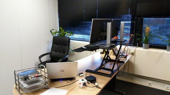 UPdesk Cross Large - Schreibtischaufsatz höhenverstellbar für Laptop & PC - Schreibtischerhöhung - S