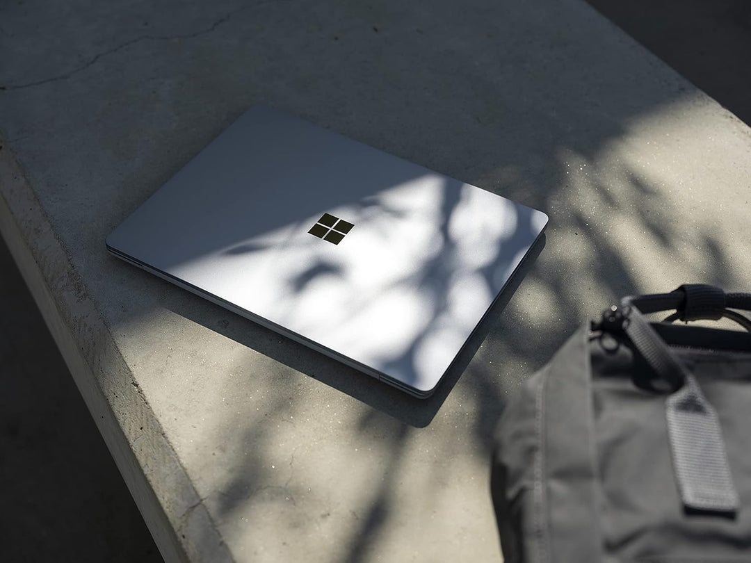 Microsoft Surface Laptop Go Notebook 12,5 Zoll [12,4] Touchscreen Intel Core i5 - Deutsche Version