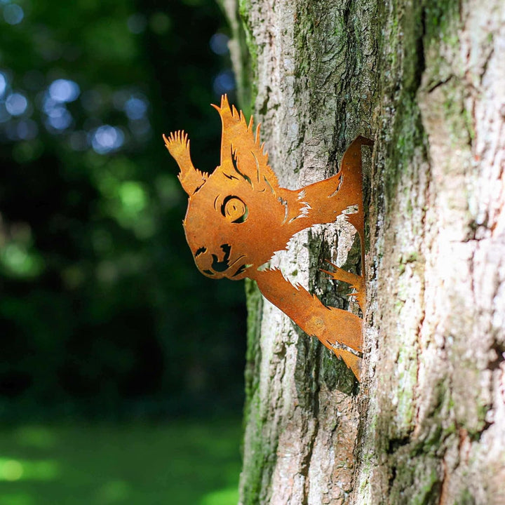 Steelmonks Gartendeko aus Rost: Eichhörnchen Baumstecker aus Cortenstahl – Langlebige Rostfigur für