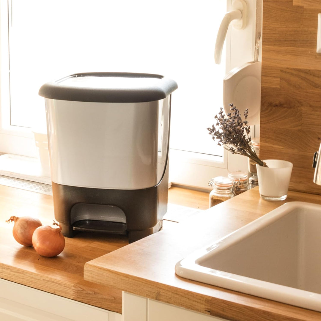 Hummelladen Mülleimer Treteimer 10 Liter eckig 27x23x32cm grau Kunststoff Klein separater Eimer Küch