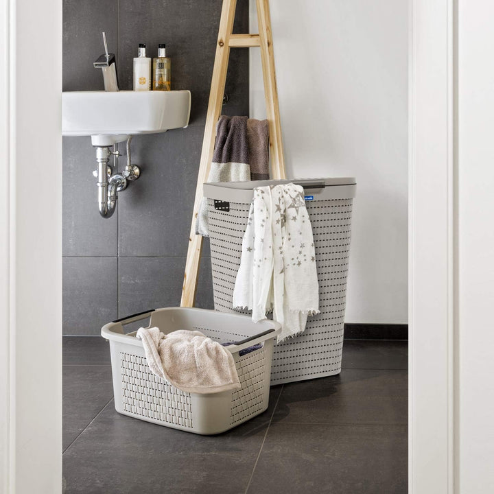 Rotho Country Wäschesammler Kunststoff mit Deckel 55l | Wäschekorb schmall in Rattan-Optik | Deckel