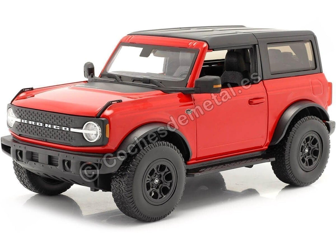 Maisto 531456 Ford Bronco Wildtrak Modellauto im Massstab 1 18, rot