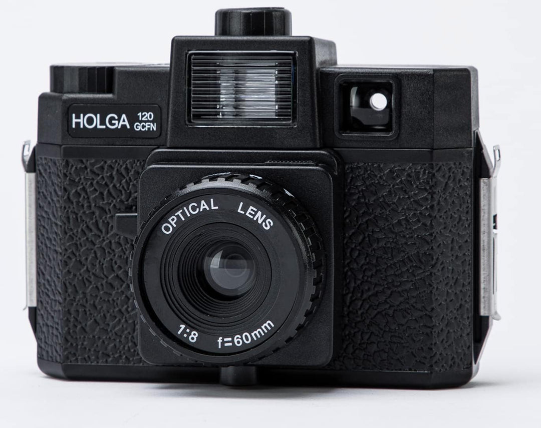 Holga 120GCFN Rollfim Kamera artLINE (Glas Optik) im Set mit schwarz/weiss Film und Batterien 120mm