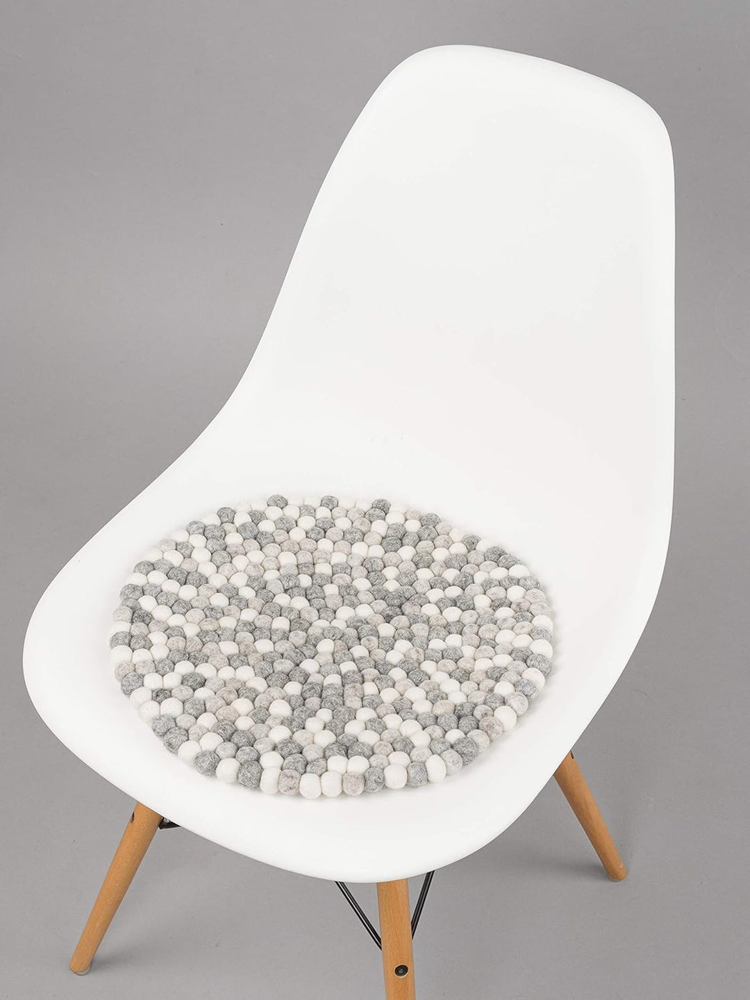 myfelt Hella Sitzauflage, Filzkugel, Wolle, rund 36 cm Naturfarben, Naturfarben