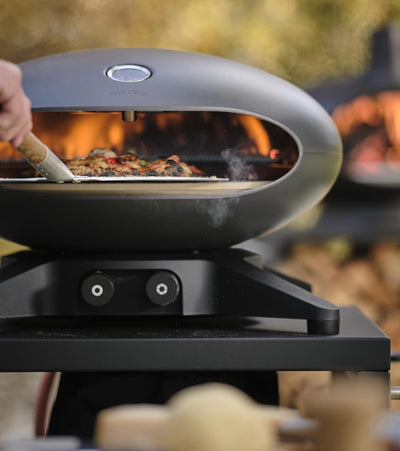 Morsø Forno Spin – Pizzaofen Gas mit rotierendem Pizzastein, Outdoor Ofen für Pizza aus Aluminium, i