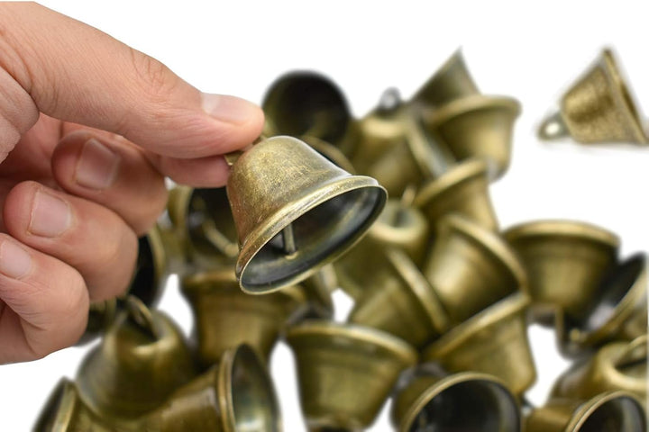 30 Stück 38 mm Mini Vintage Bronze Glocken für Windspiele, Weihnachtsglocken, etc