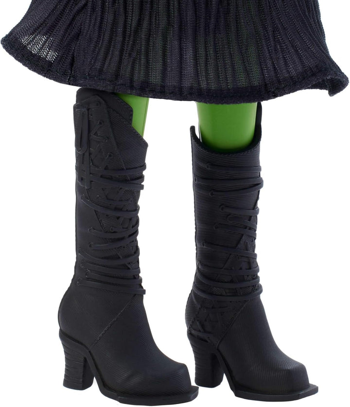 Mattel Singende Wicked Elphaba-Modepuppe und Accessoires, beweglich und mit vom Film inspirierten Lo