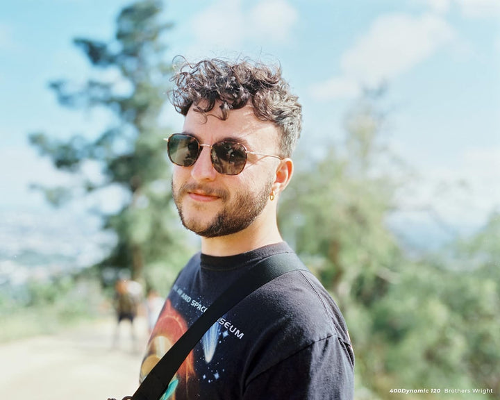 Cinestill 400Dynamic Vielseitiger Farb-Negativfilm, 120 Mittelformat